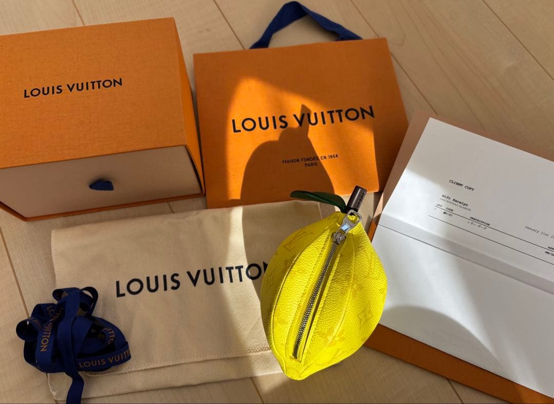 ルイヴィトン ポシェット レモンポーチ モノグラム M81197