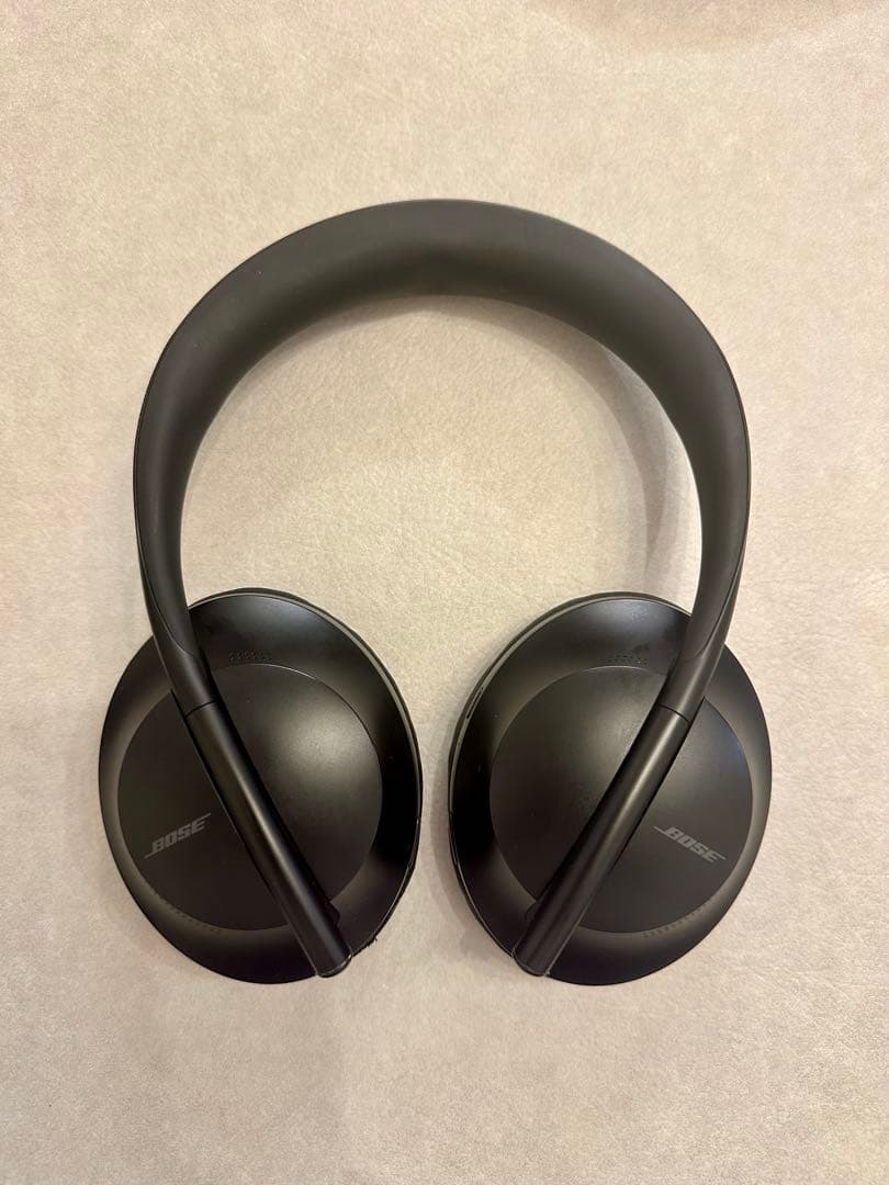 箱あり Bose Noise Cancelling Headphones 700