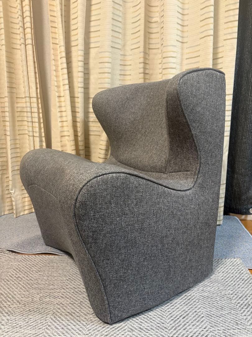 姿勢矯正用グレーのチェア　Dr.CHAIR+