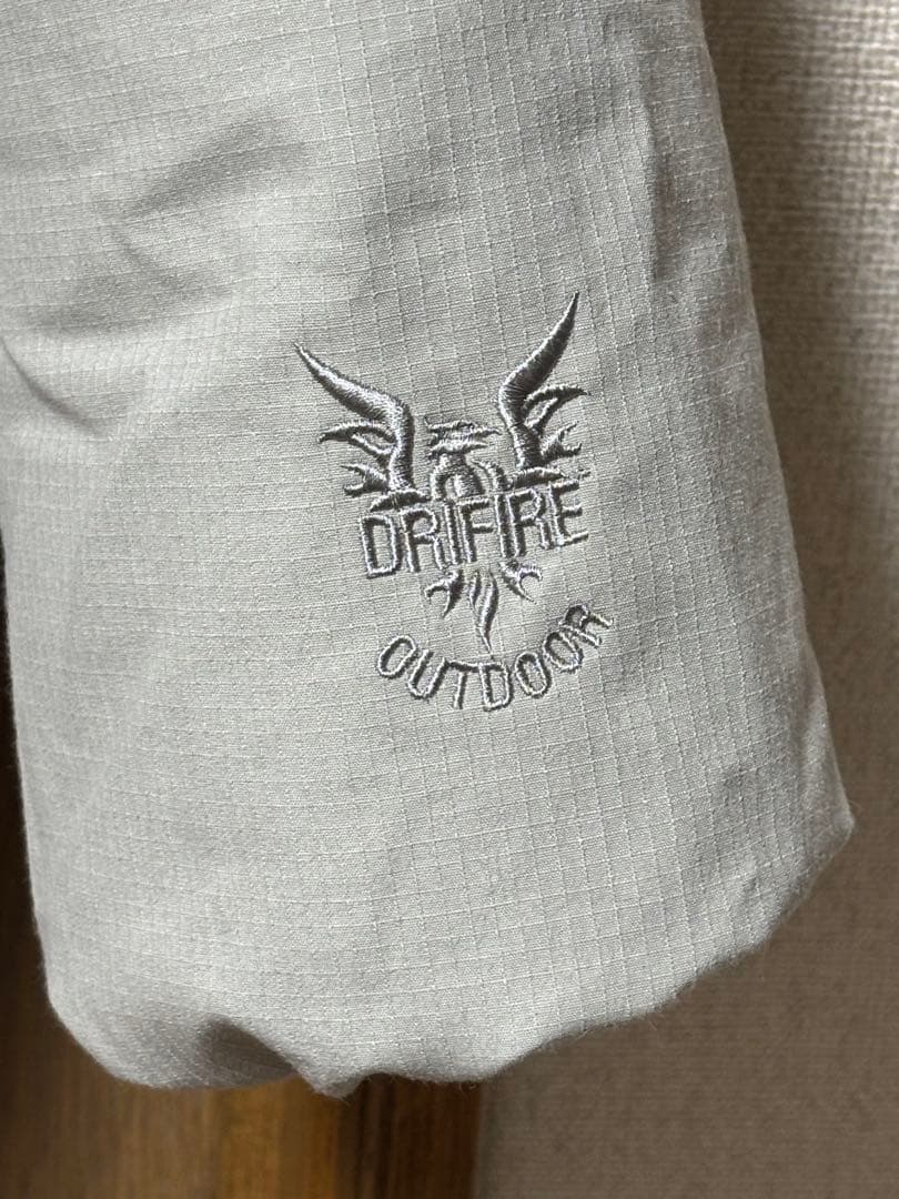 Marmotマーモット● バーナビー ●カラーレス ダウンジャケット ●サイズM