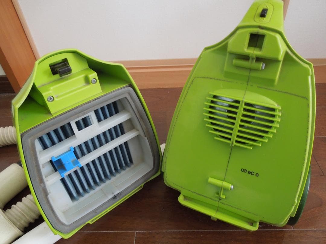 National MC-604c 掃除機 青いチリプル 1979年製　昭和レトロ