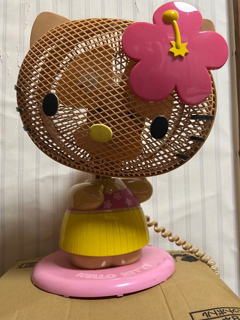 ハローキティ　扇風機　日焼けキティ