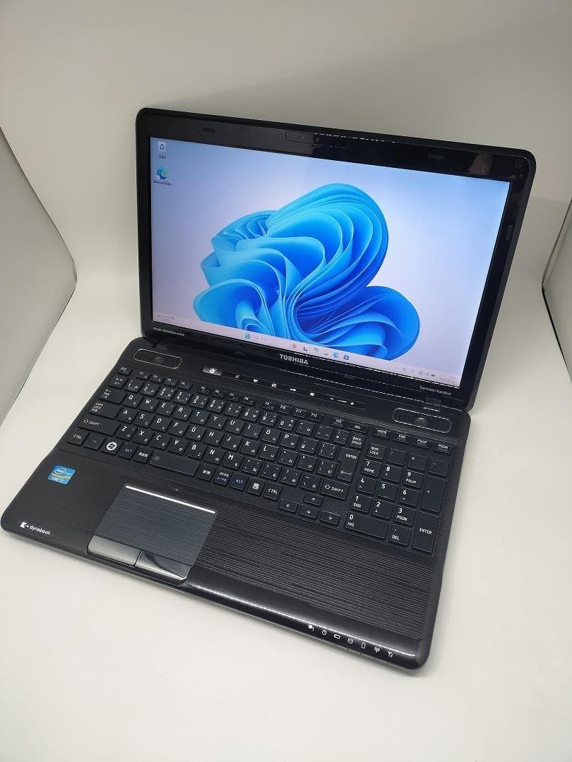 【東芝】爆速 Corei7/新品SSD256GB ノートパソコン D12