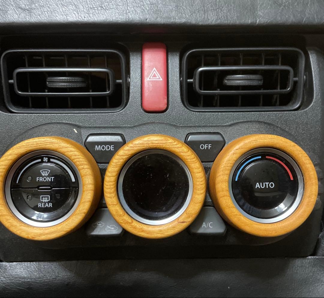 のらくま様用 ジムニーJB64《欅製》エアコンダイヤルリング3点セット