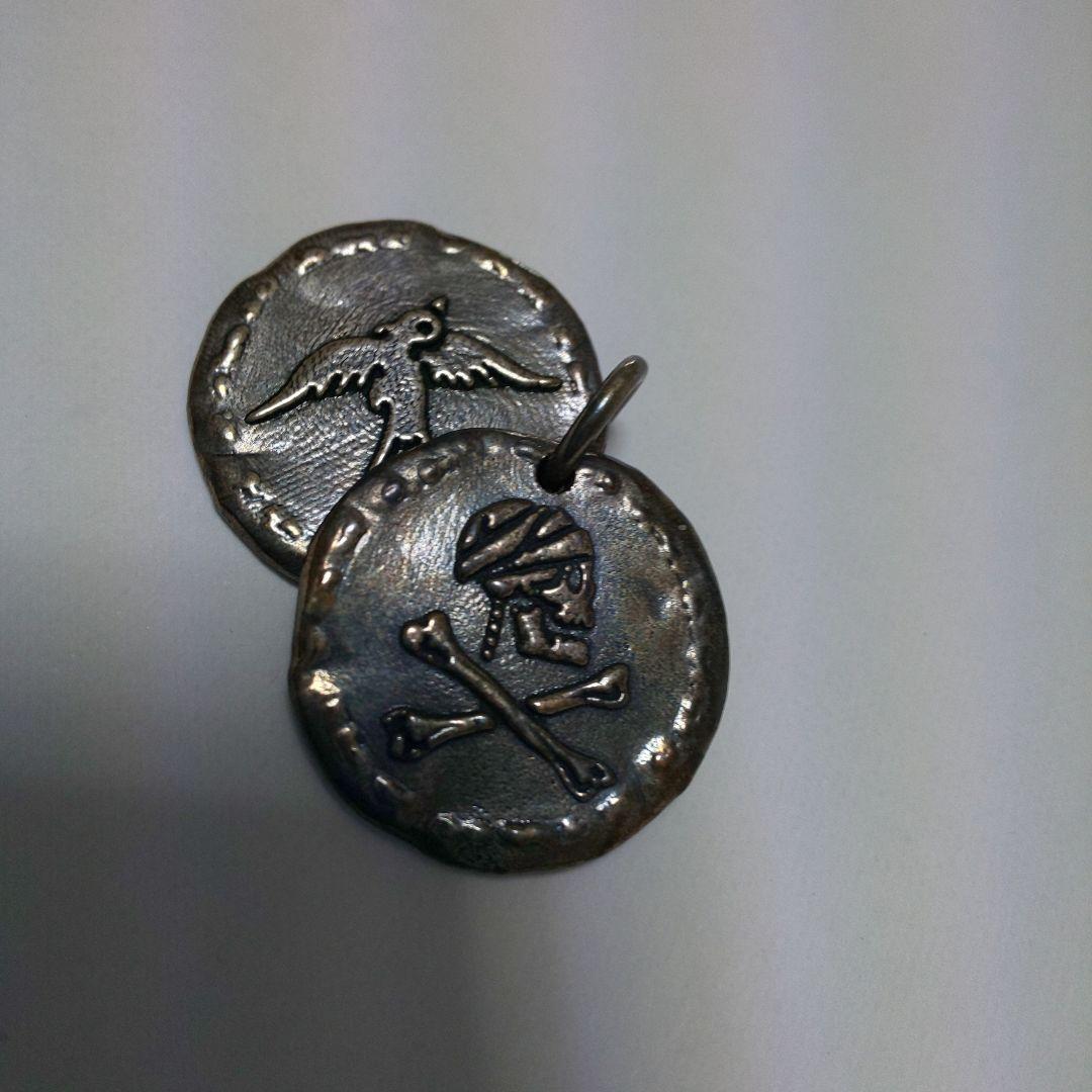 新品！レザーズ&トレジャーズ パイレーツオブカリビアン シルバーペンダントトップ