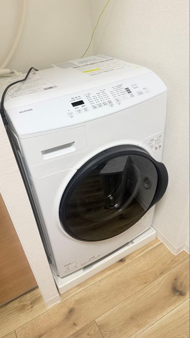 2024年　IRIS OHYAMA ドラム式洗濯機 ホワイト　CDK842-W