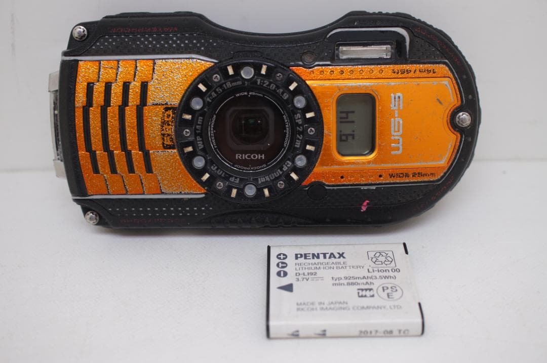 ☆実用中古品☆RICHO WG-5 GPS 防水カメラ オレンジ☆動作確認済☆