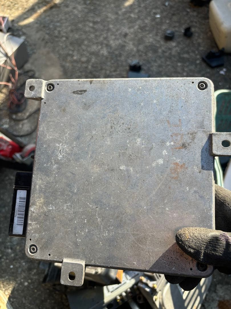 ランドローバー　ECU 2個セット　状態未確認