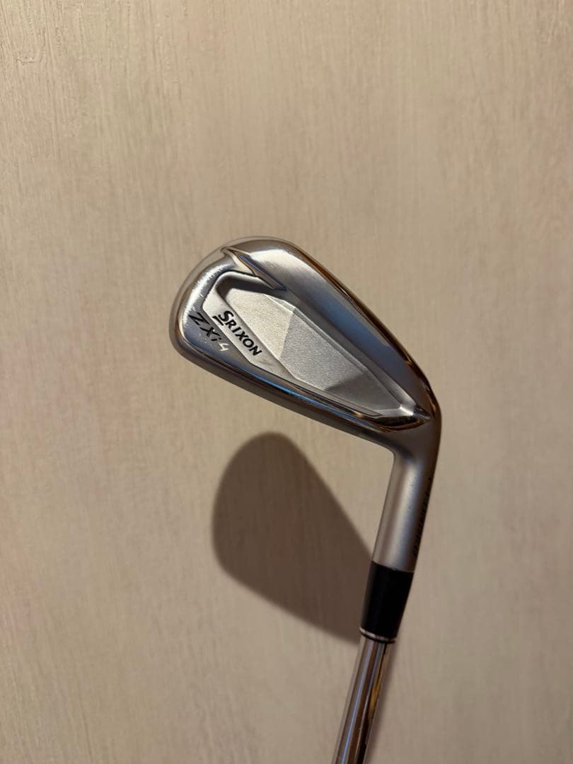 Srixon Zxi4 4番アイアン　DG MID115s