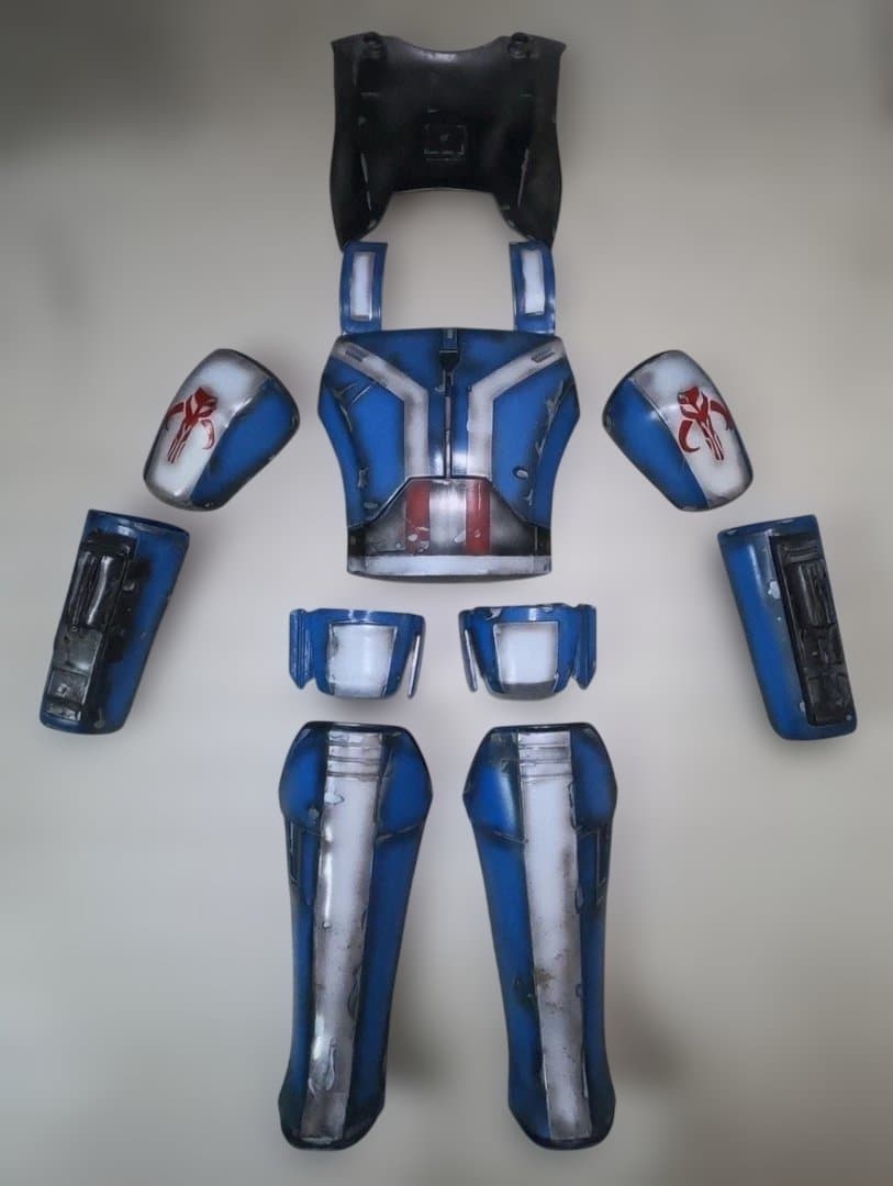 女性用マンダロリアンアーマー