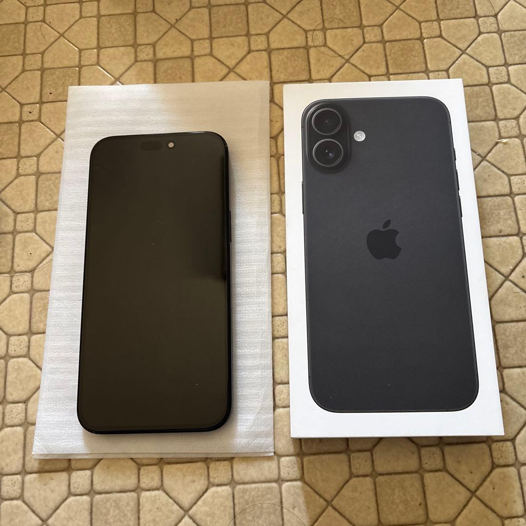 iPhone 16 Plus ブラック 256GB訳あり品です