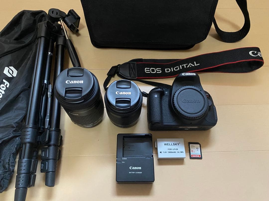 Canon EOS Kiss X7i【望遠レンズと三脚付き】