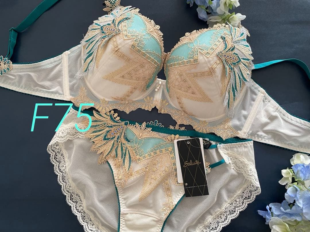 サルート F75/L 79G BE 王家の紋章 店舗限定