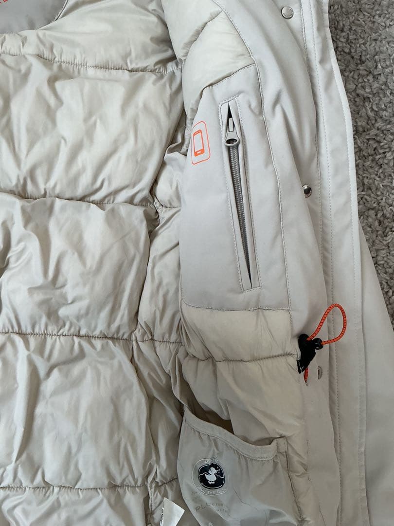 SAVETHEDUCK 上位モデル ポリエステルダウン ホワイトベージュ