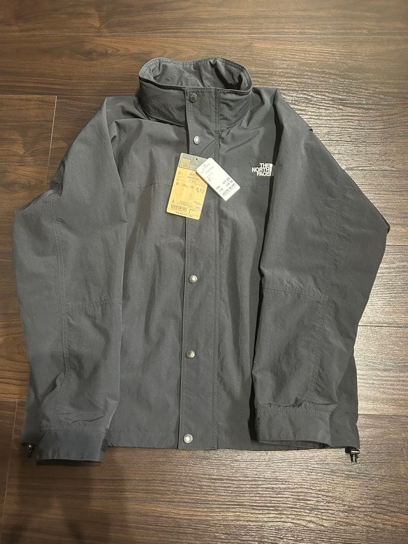 ノースフェイスハイドレナウィンドジャケットタグ付き早いもの勝ち！