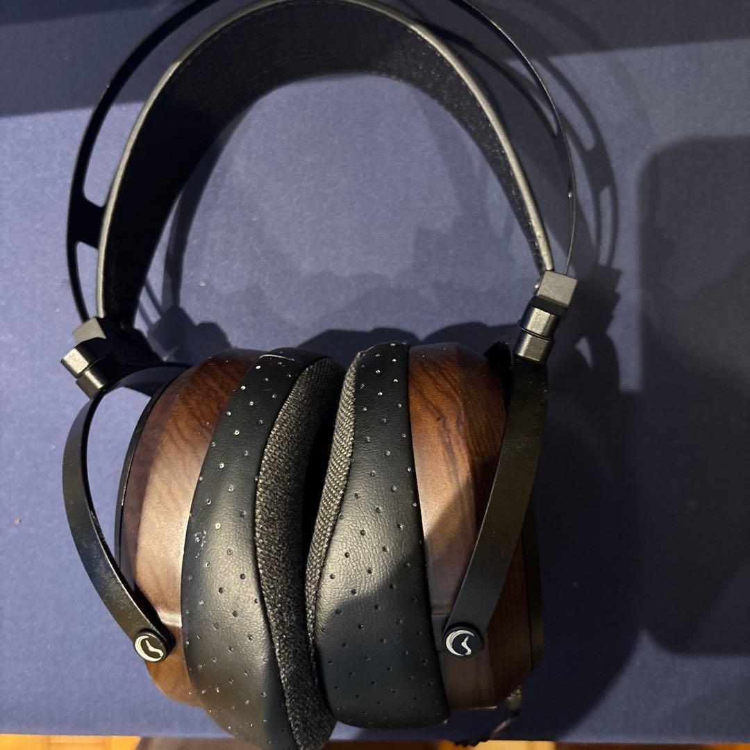 ヘッドホン sendy audio aiva2