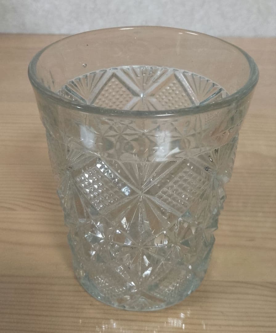 大正〜昭和初期 プレスガラス 幾何学文様 水飲みコップ