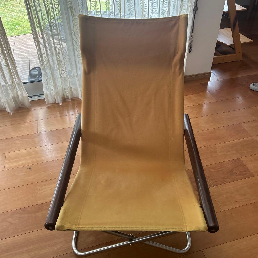 折りたたみ　ニーチェアX チェア 木製アームレスト付き