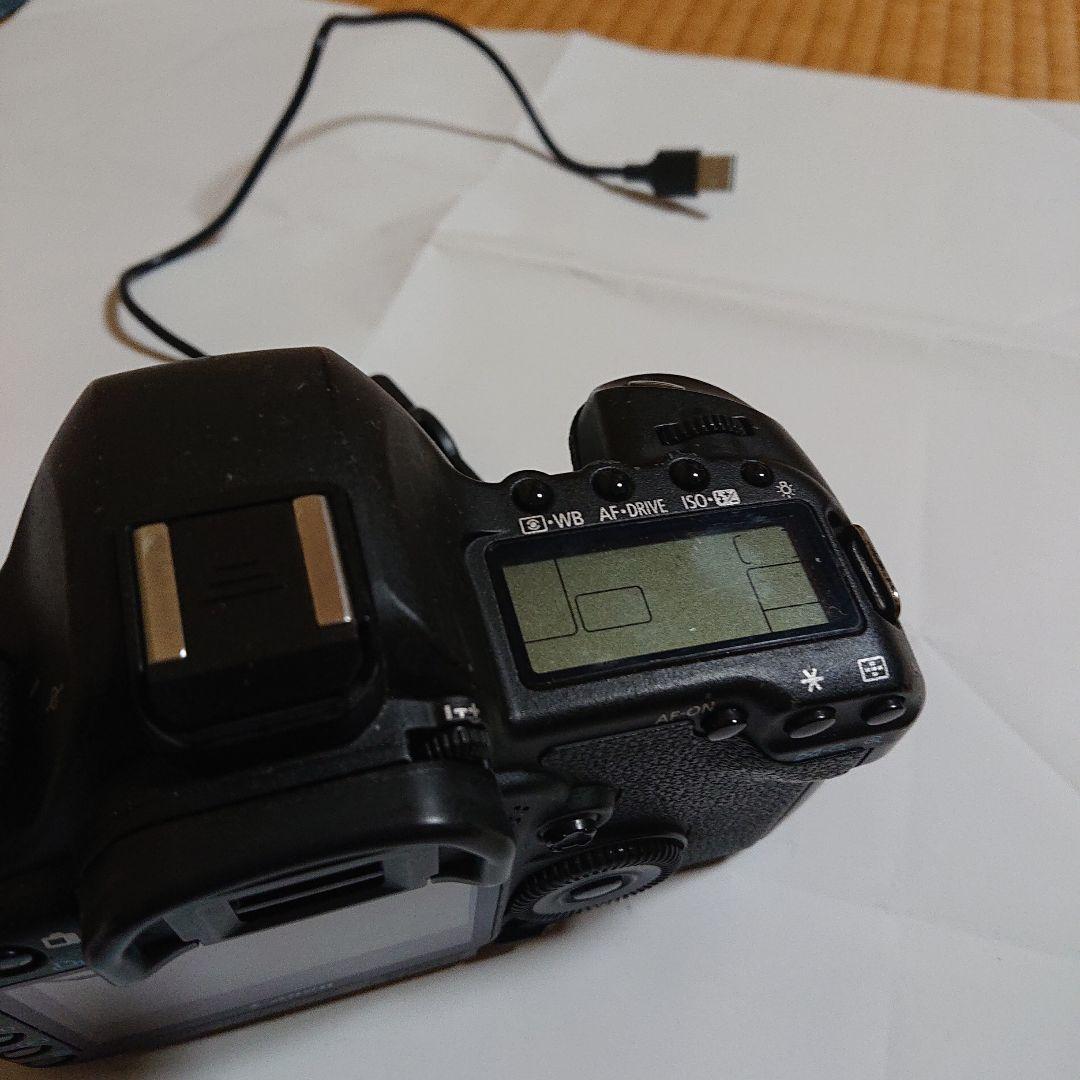 Canon EOS 5D Mark II デジタル一眼レフ　管理011