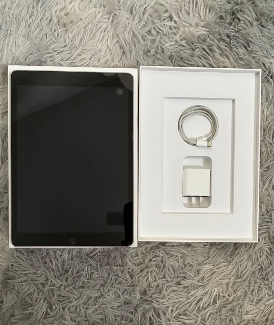 【最終値下げ】Apple iPad 第9世代本体 箱付き