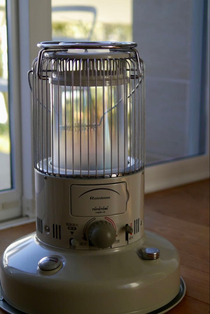 トヨトミ レインボー ストーブ RB-25C (W）