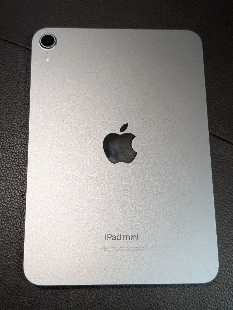 iPad mini 第7世代 （A17 Pro）Wi-Fiモデル　ケース付