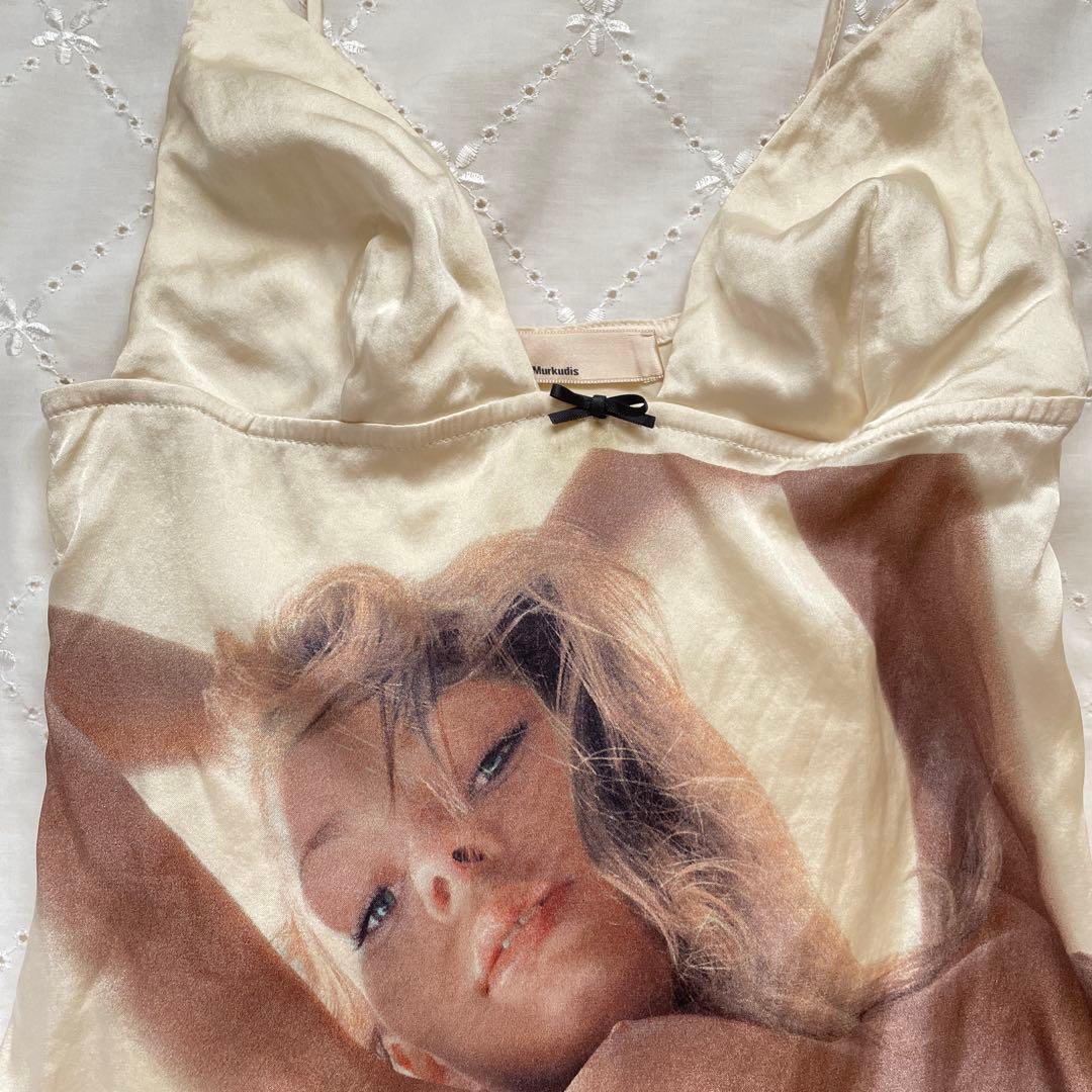 レア♡ シルクのプリントキャミソール