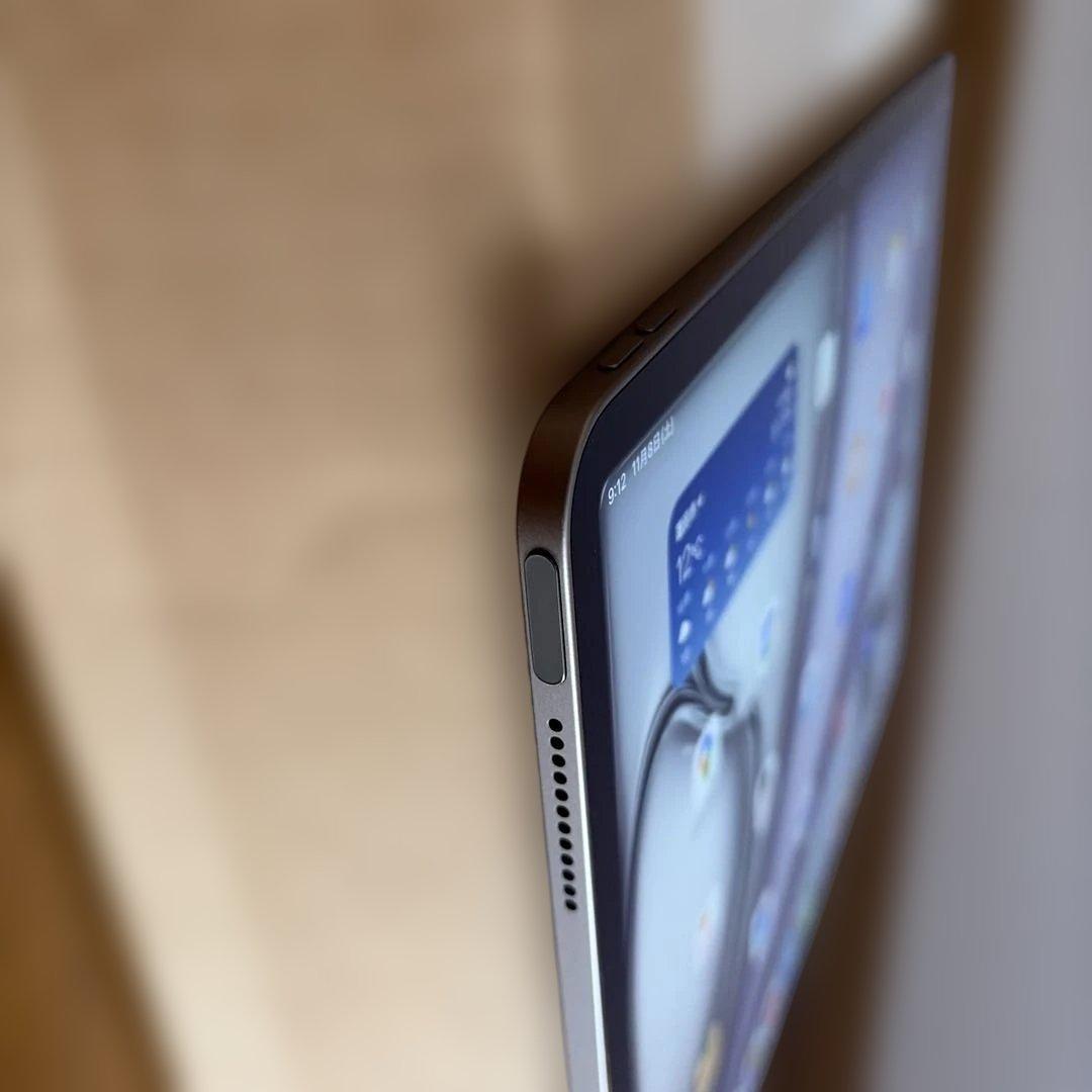 Apple iPad Air (M2) 13インチ 128GB Wi-Fi