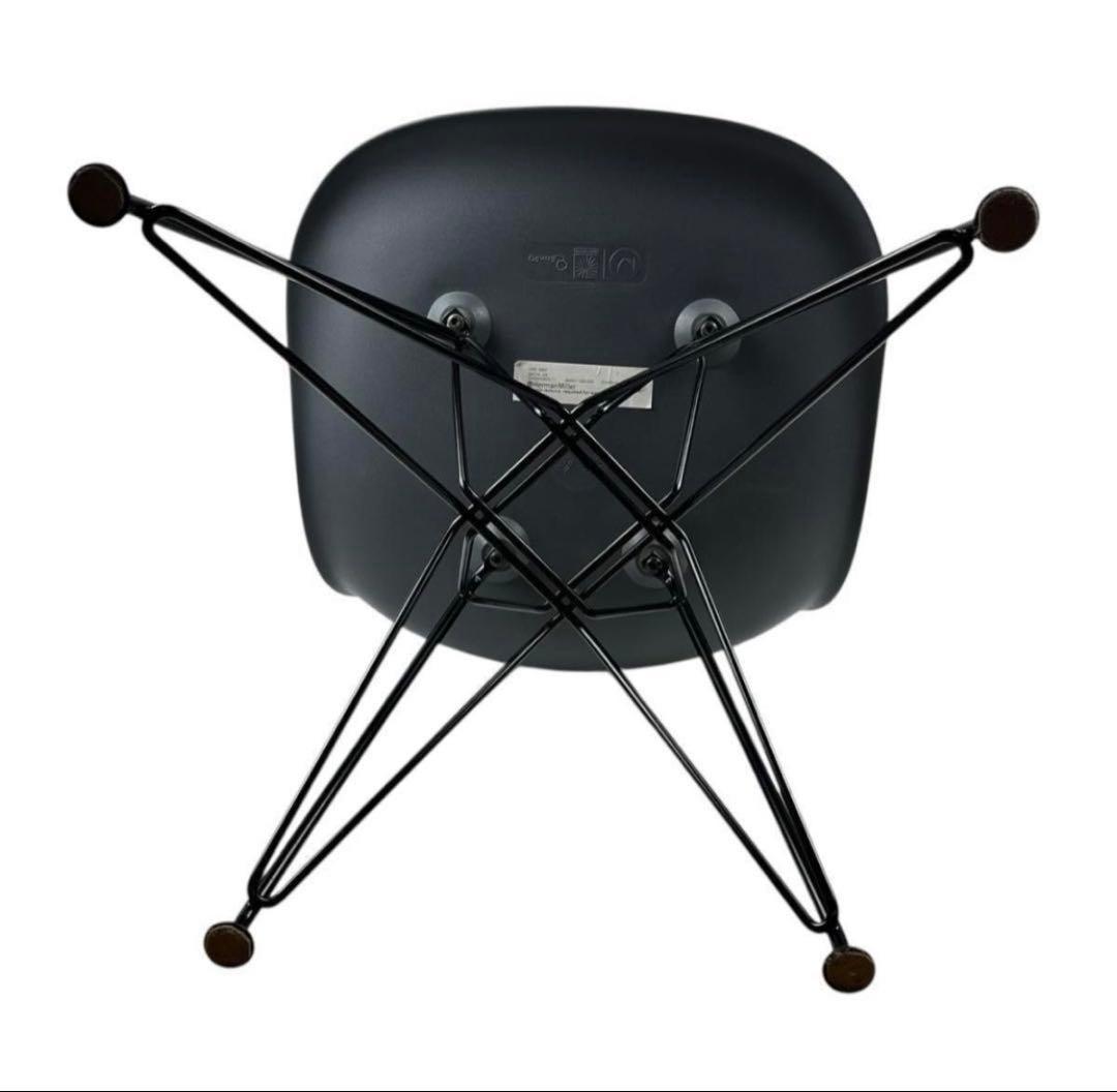 Herman Miller イームズチェア エッフェルベース