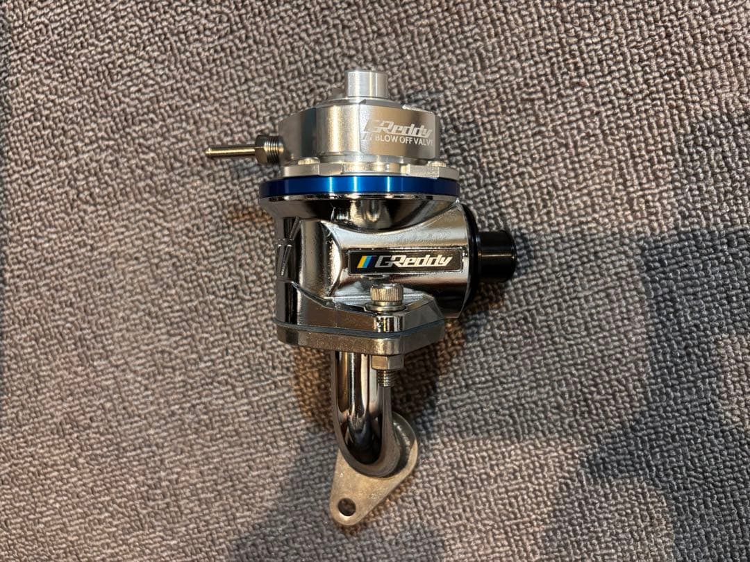 ジムニー ブローオフバルブFV2&取付キット JB23 4型〜10型用トラスト