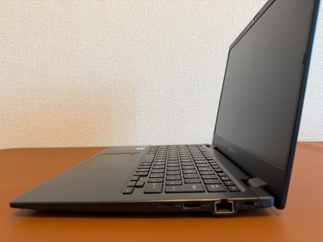 美品 dynabook G83 i5-1135G7 16GB 512GB