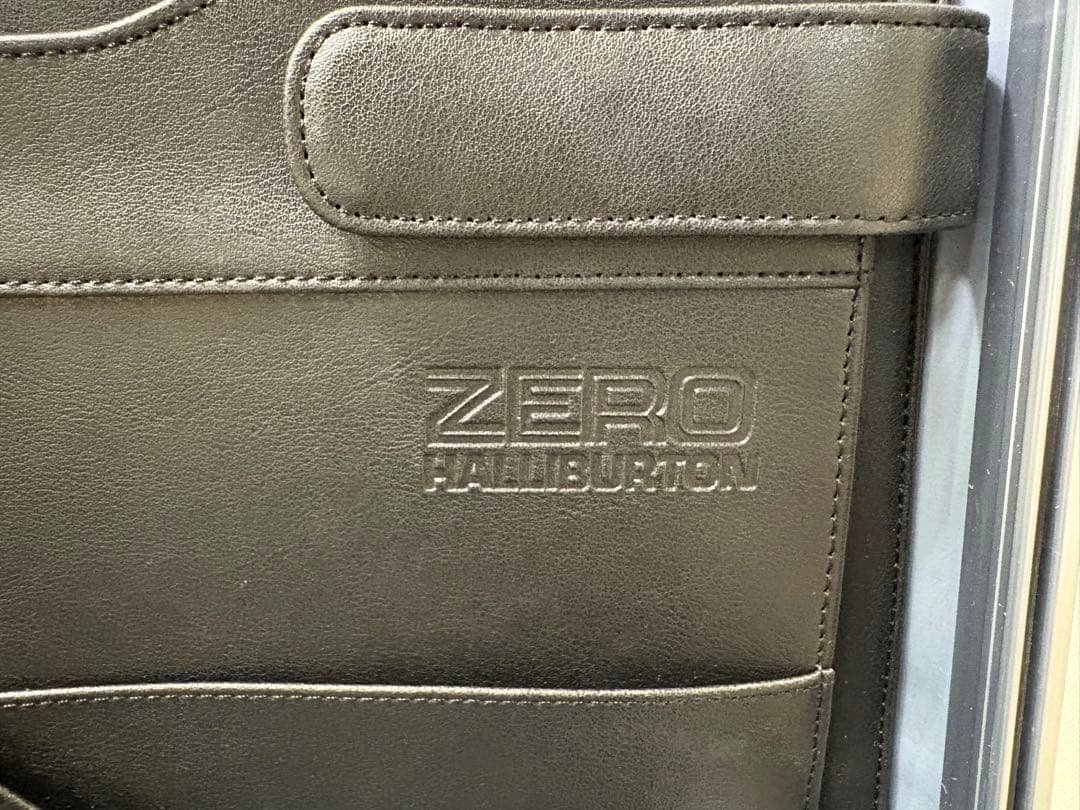 【中古美品】 ZERO HALLIBURTON アタッシュケース CEJ-PB