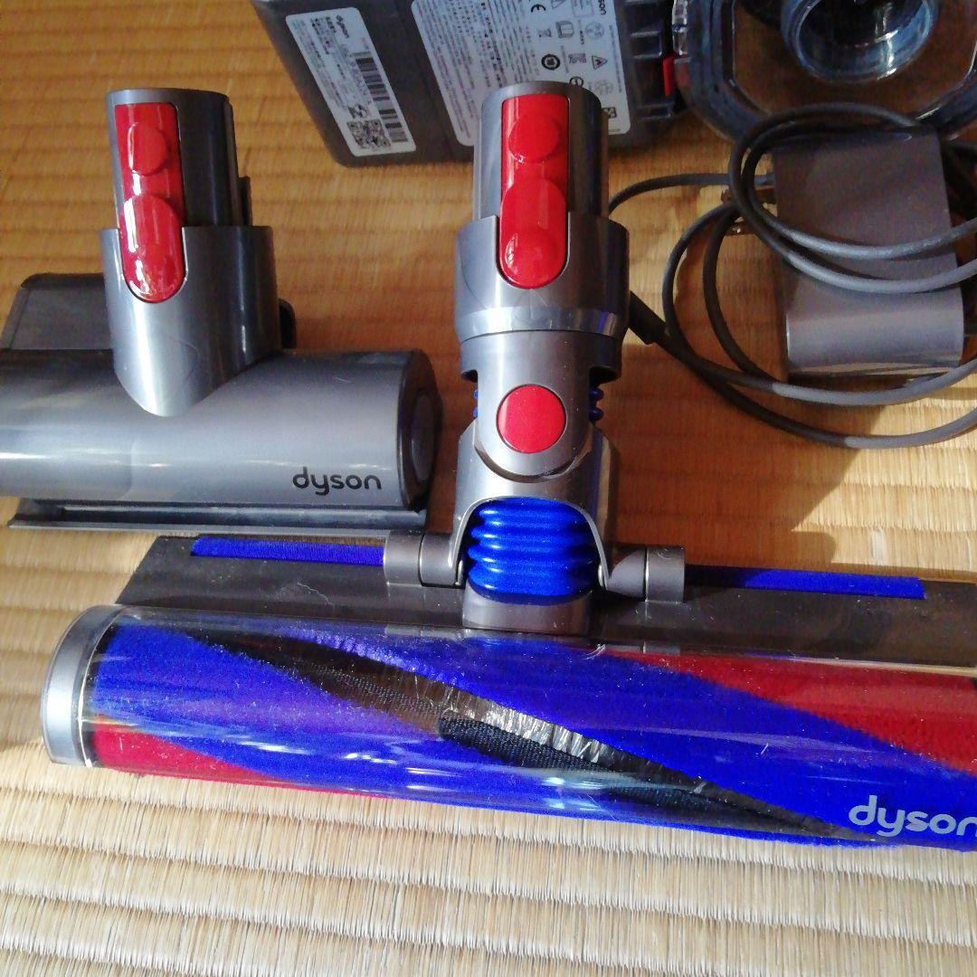 ダイソン掃除機　V8