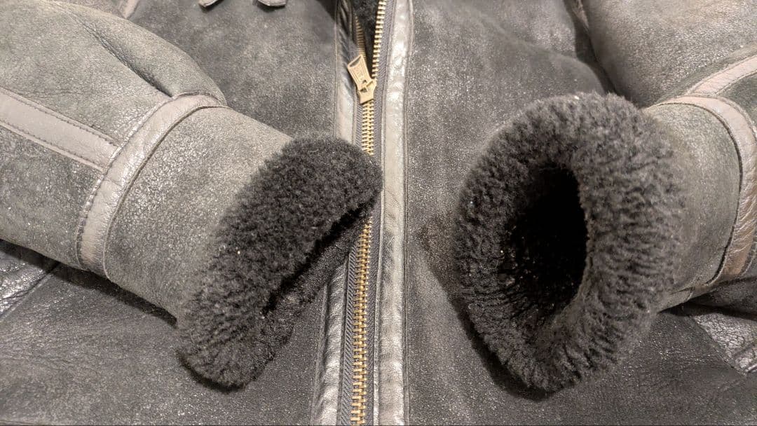 ALPHA INDUSTRIES B3リアルムートン羊革 Mサイズ