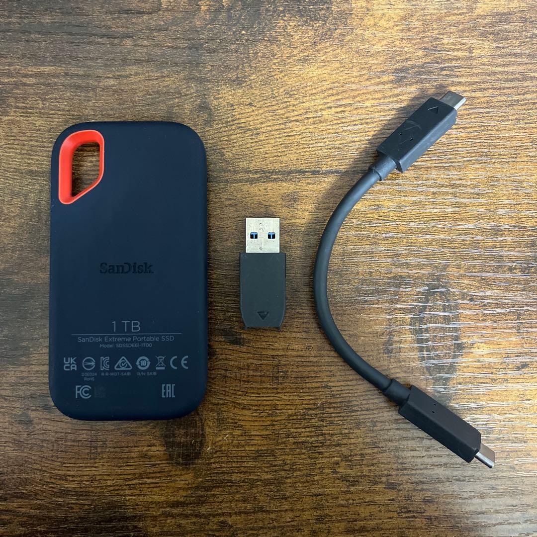 SanDisk SSD 外付け 1TB