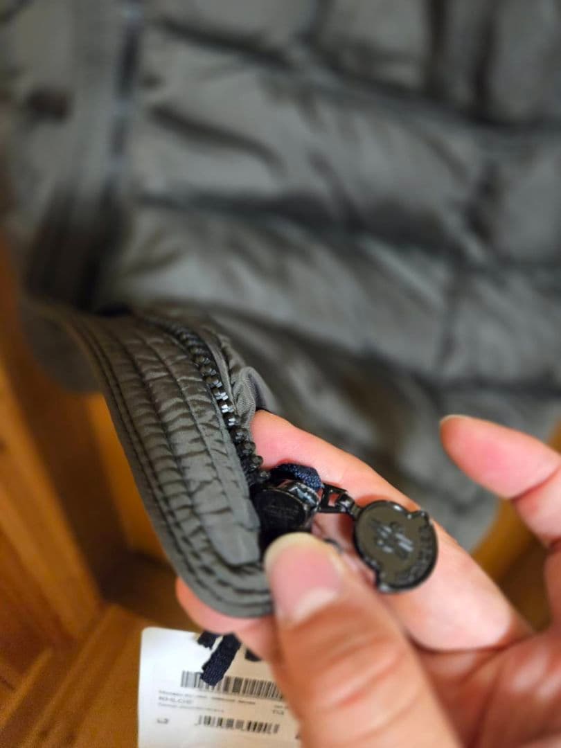 あ*ん様 オークション‼️　タグ付き美品　46万タグ付　モンクレール　KCHLO