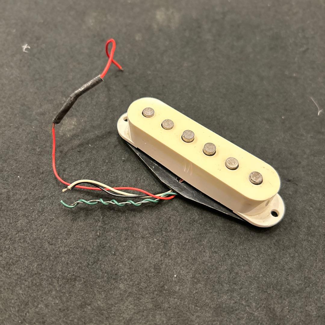 DIMARZIO DP117 WHITE　HS-3