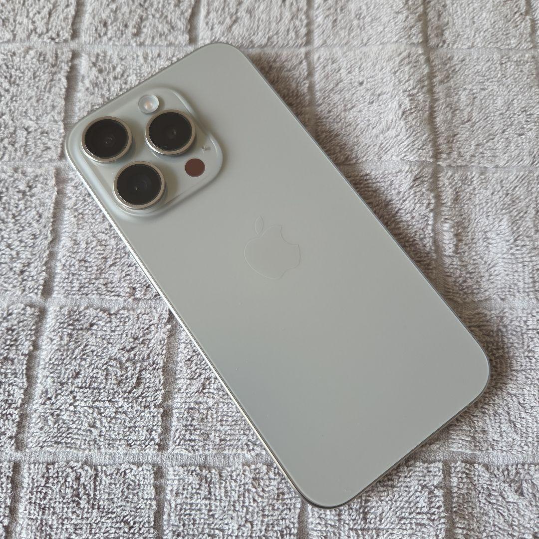 Apple iPhone 15Pro 香港版 256GB バッテリー87%