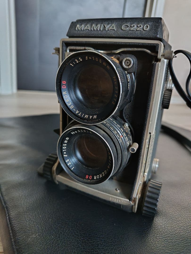 MAMIYA C220 PROFESSIONAL 二眼レフ