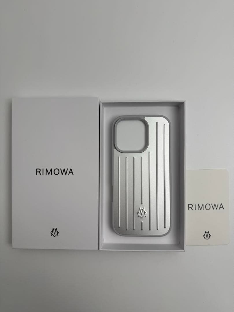 RIMOWA iPhone16 pro ケース シルバー ストライプ