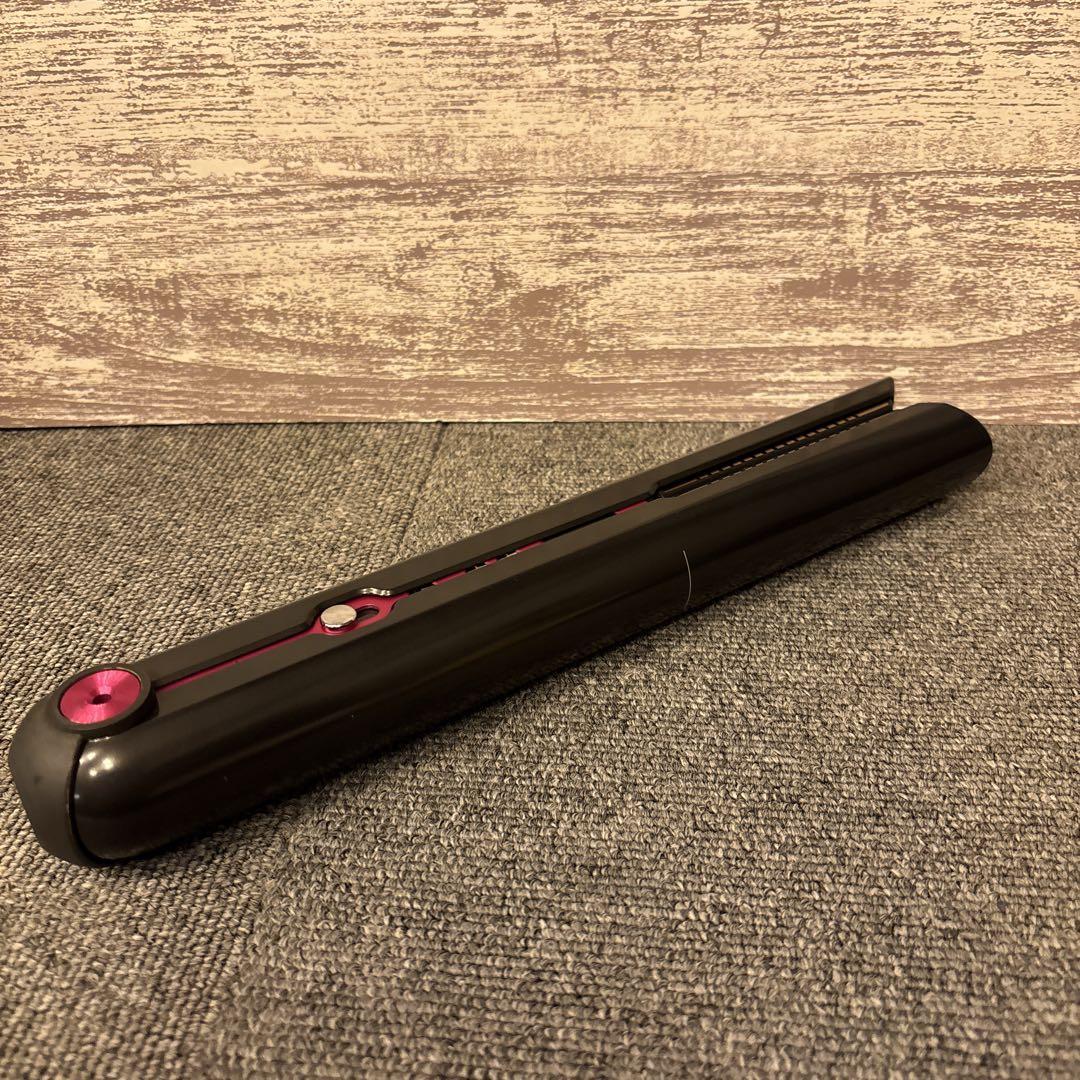 ダイソン　ヘアアイロン　HS03