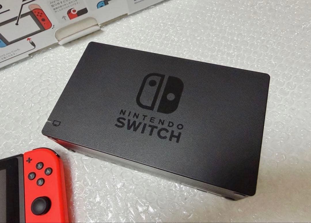 え*り様 美品Nintendo Switch ネオンブルー/ネオンレッド 本体