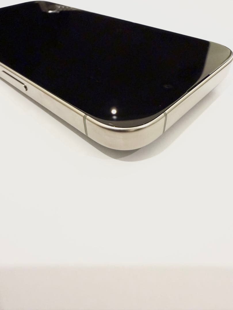 超美品iPhone15Pro 128GBナチュラルチタニウム バッテリー100%