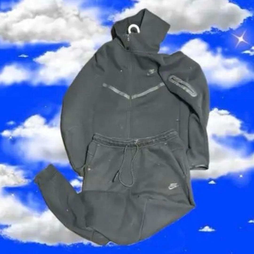 ナイキ　テックフリース　パーカー　ジョガーパンツ　上下セットアップ　ブラック　黒