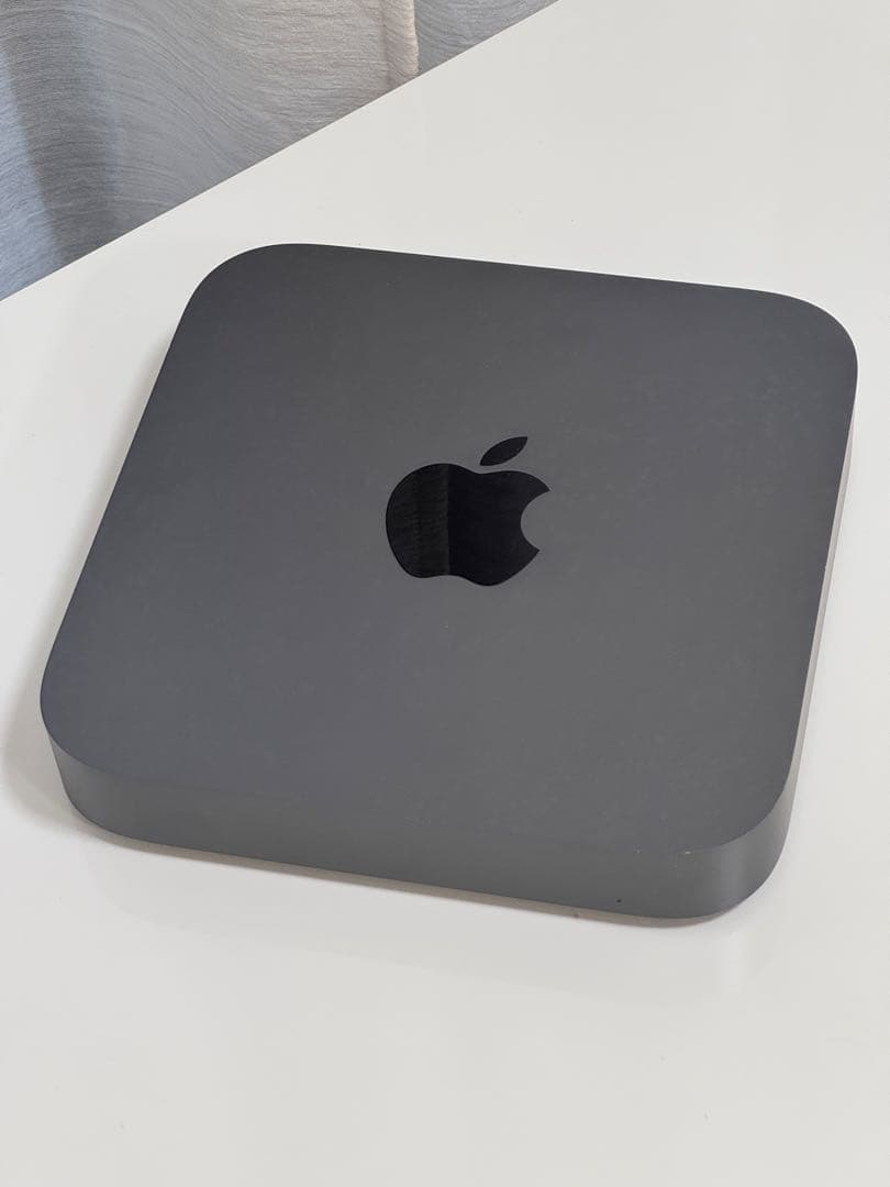 Mac mini (2018) i7モデル