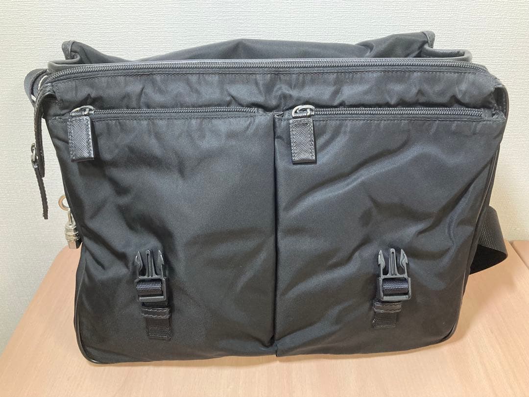 美品★PRADA★プラダ★メッセンジャーバッグ ★サフィアーノ×ナイロン★
