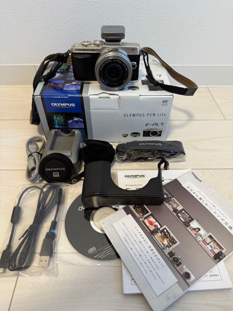 デジタルカメラ OLYMPUS PEN Lite E-PL7 14-42mm