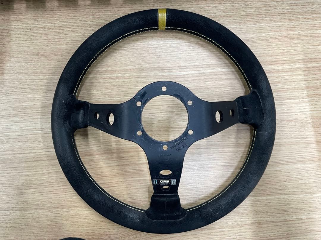 OMP スエード ステアリングホイール