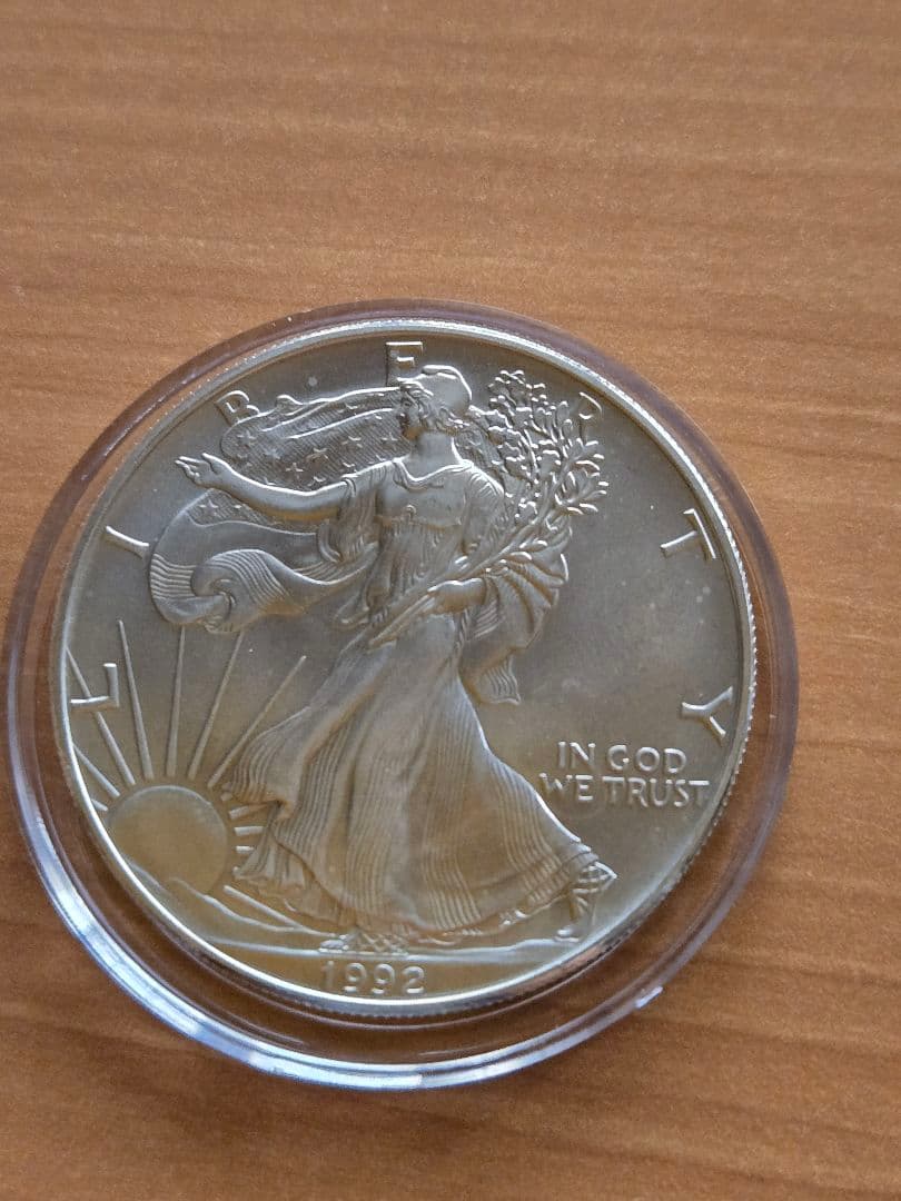 アメリカ　イーグル 銀貨　１オンス 1992年　1ドル