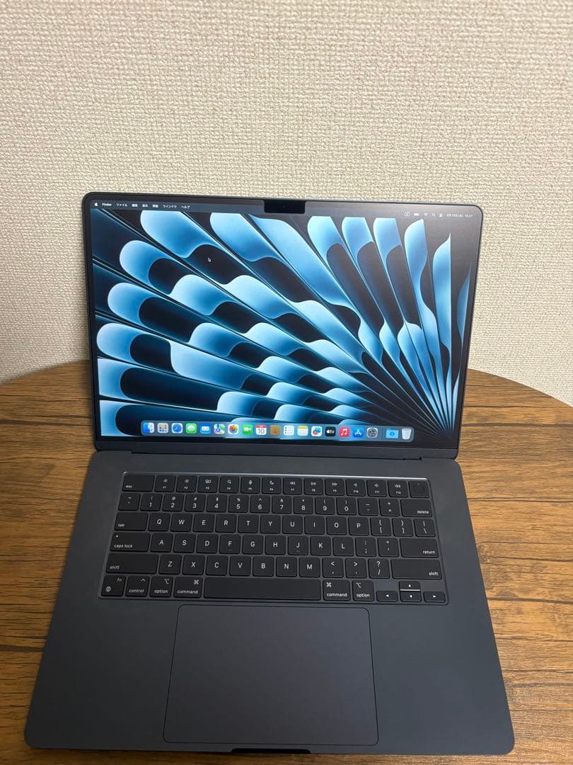 MacBook Air M3 メモリ16GB/SSD256GB 15インチ